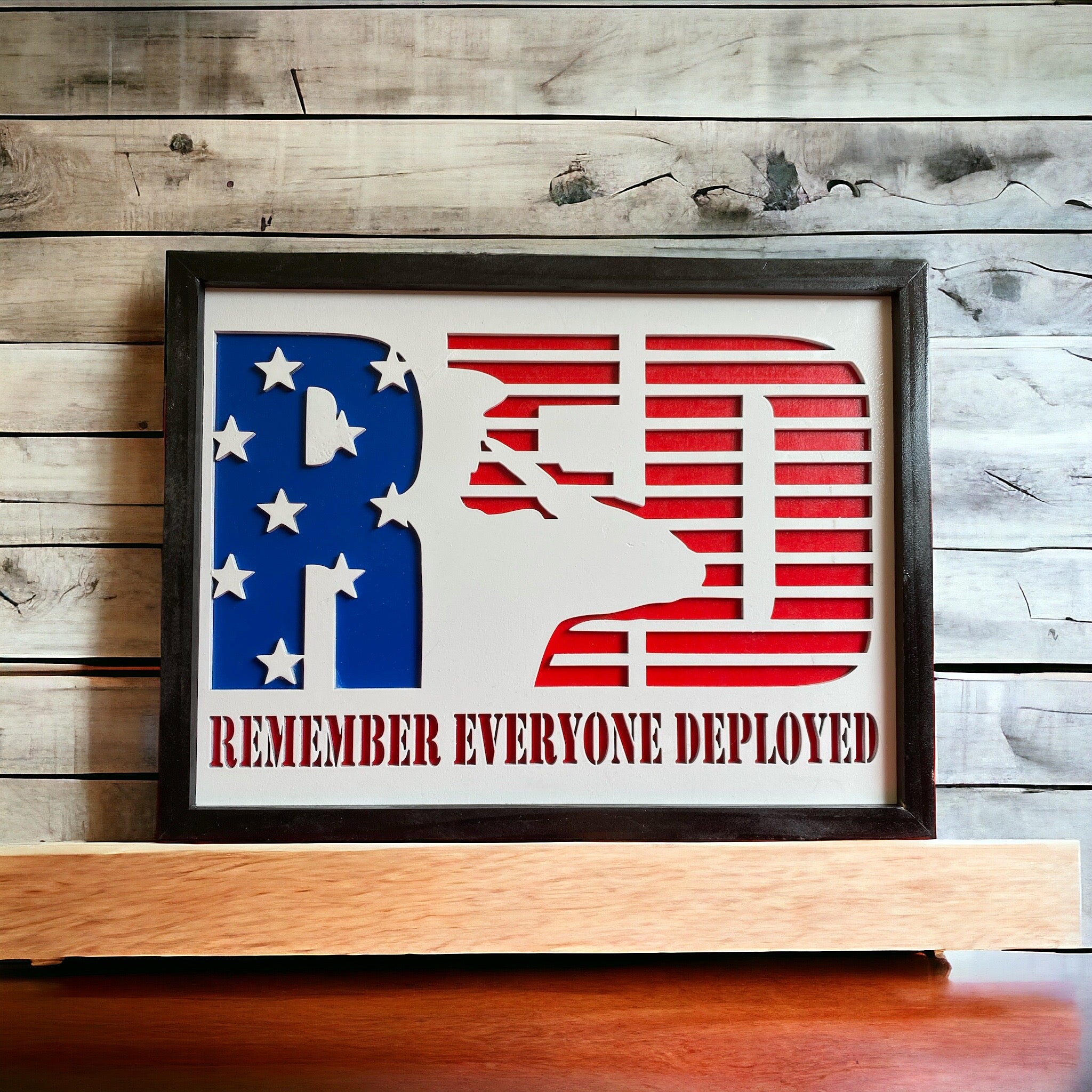 R.E.D - Plaque